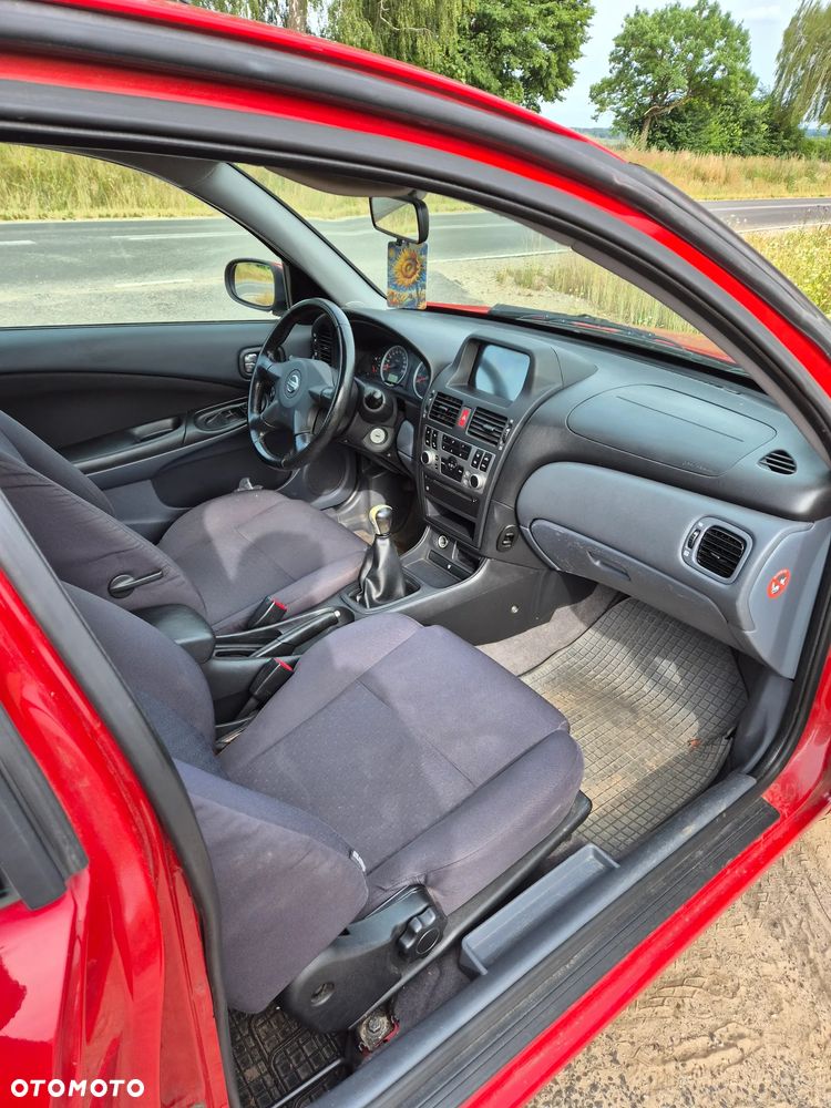 Nissan Almera 1.5 Visia - 8