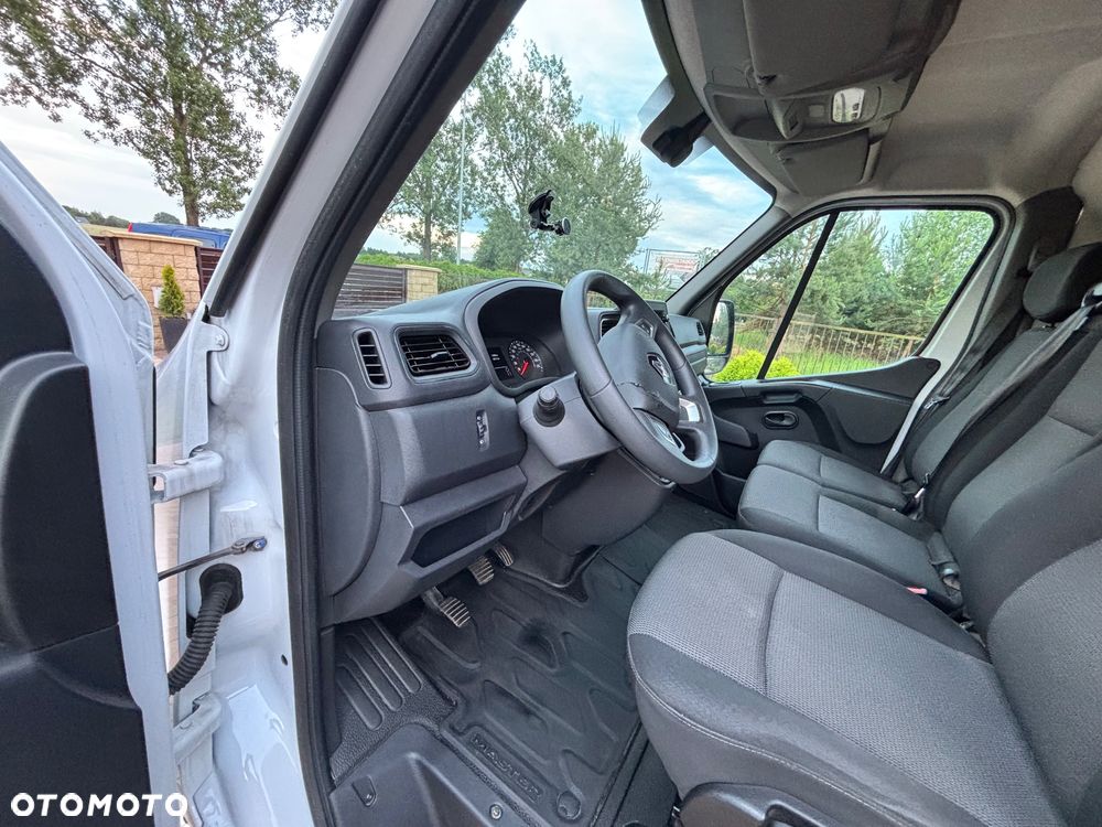 Renault Master - 9
