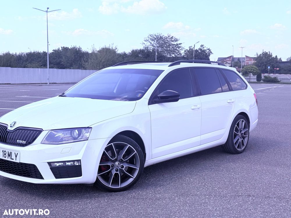 Skoda Octavia 2.0 TDI RS DSG - 1