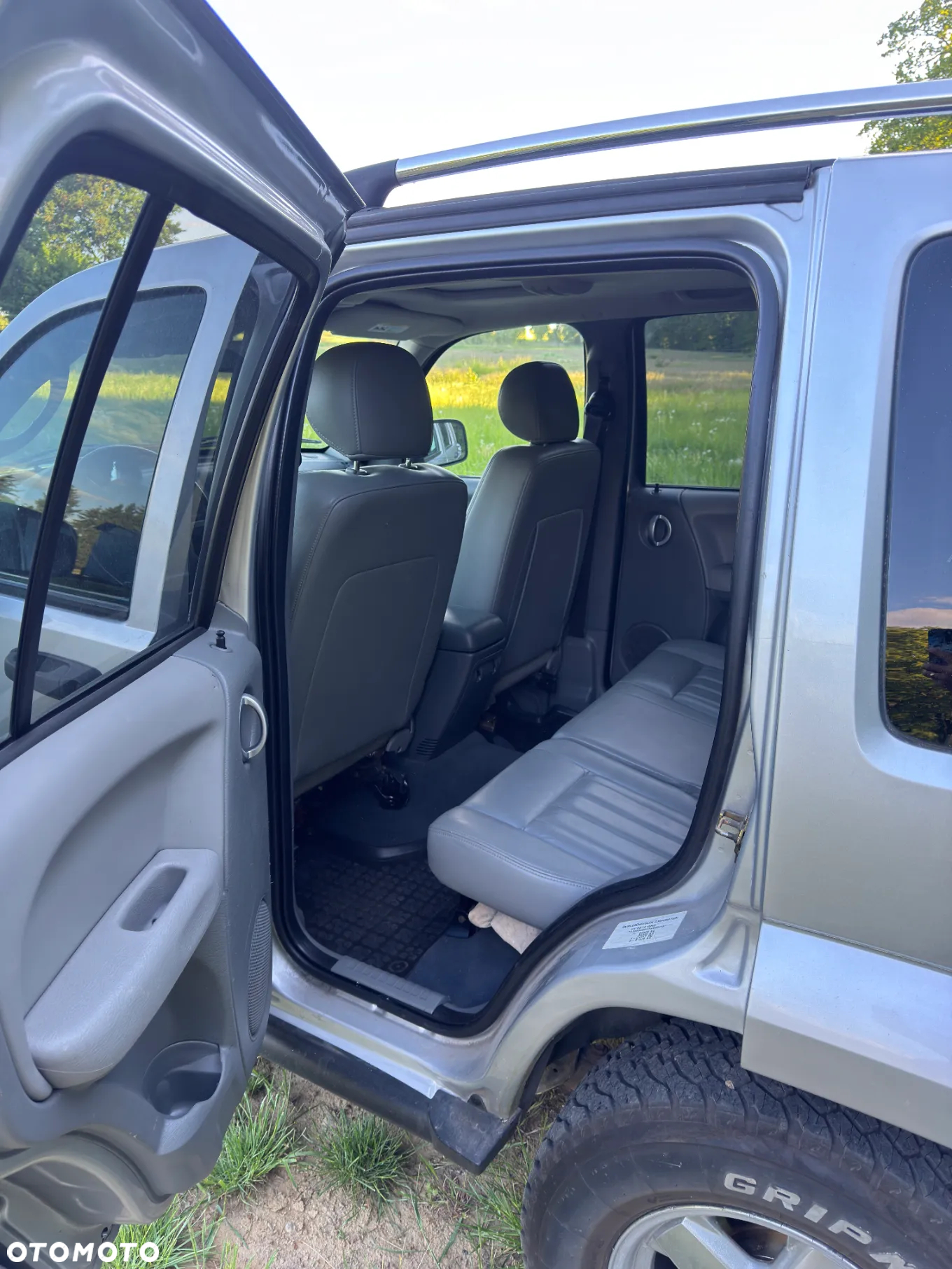 Jeep Cherokee 2.8 CRD Limited - 11