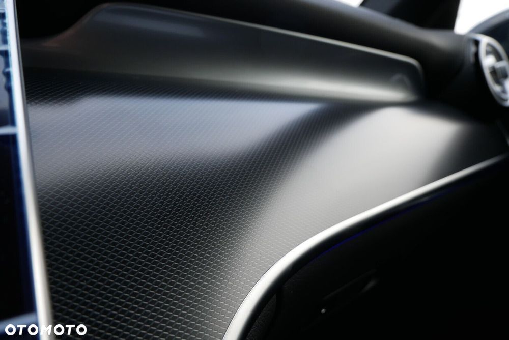 Mercedes-Benz GLC - 18