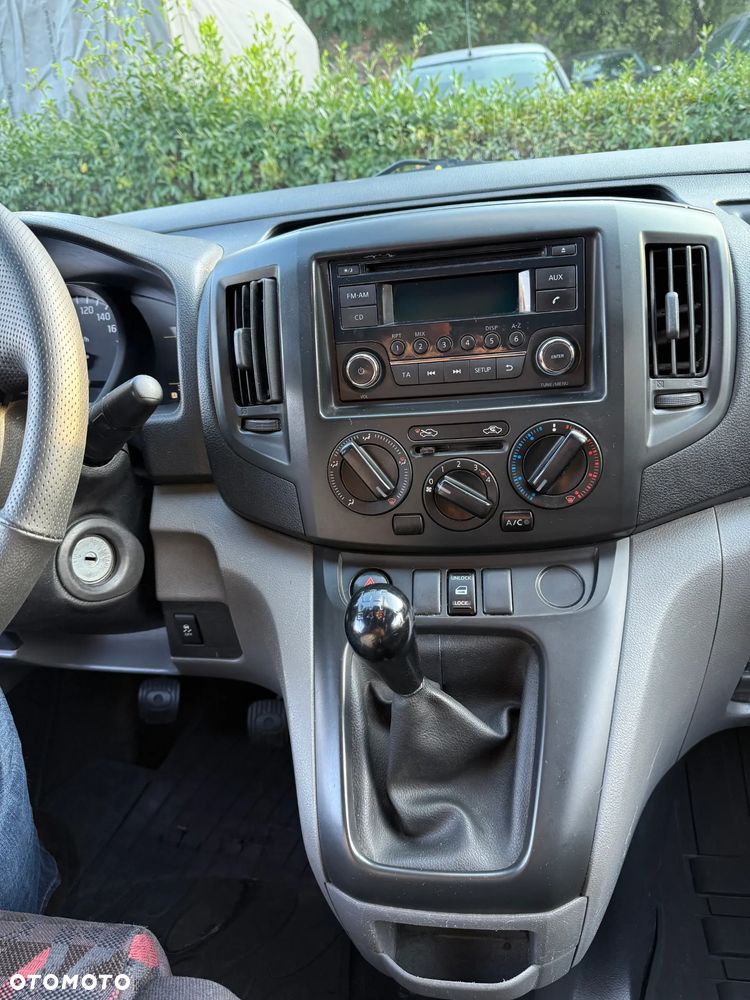Nissan NV200 - 21