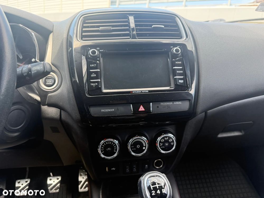 Mitsubishi ASX 1.6 Intense - 17