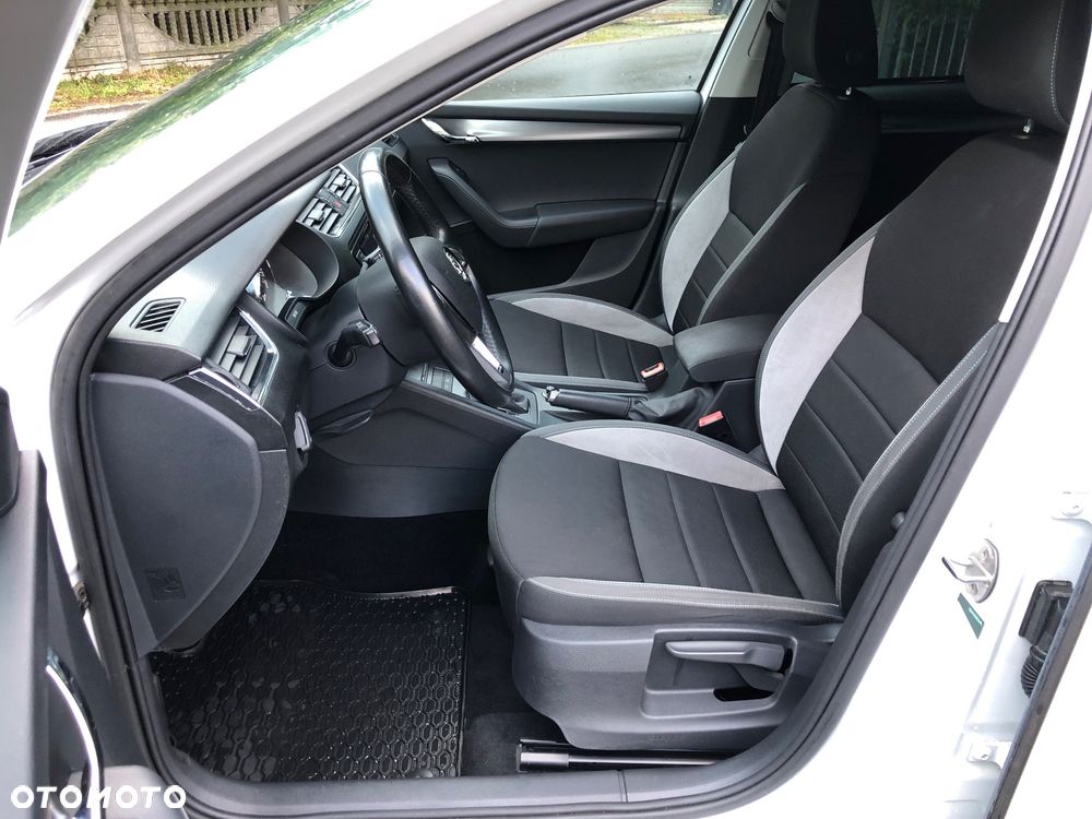 Skoda Octavia 1.4 TSI Joy DSG - 11