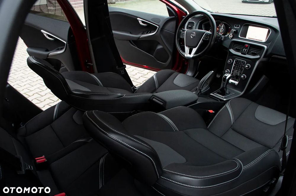Volvo V40 D3 Drive-E Summum - 25