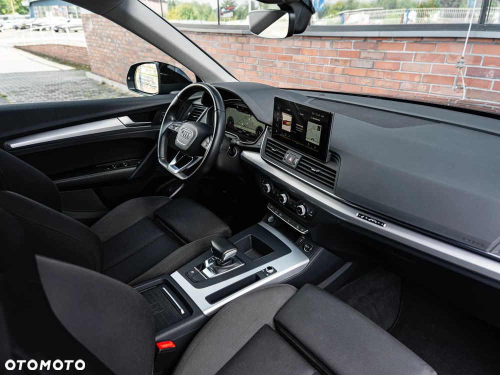 Audi Q5 45 TFSI quattro S tronic S line business - 25