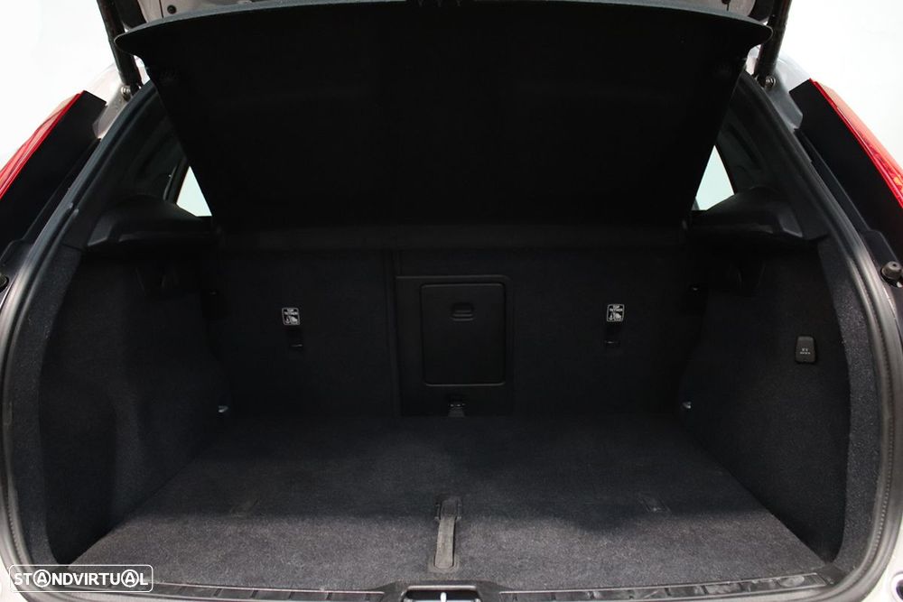 Volvo XC 40 1.5 T2 Core Auto - 23