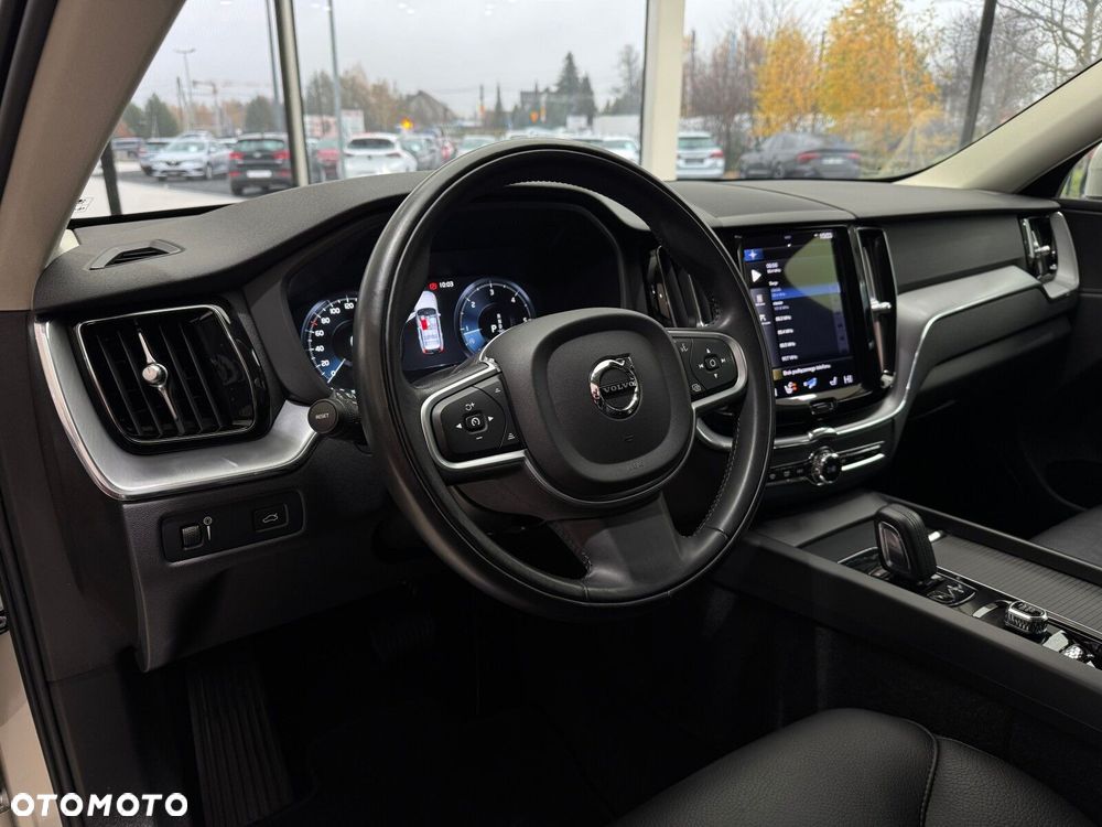 Volvo XC 60 - 8