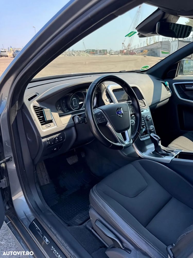 Volvo XC 60 - 4