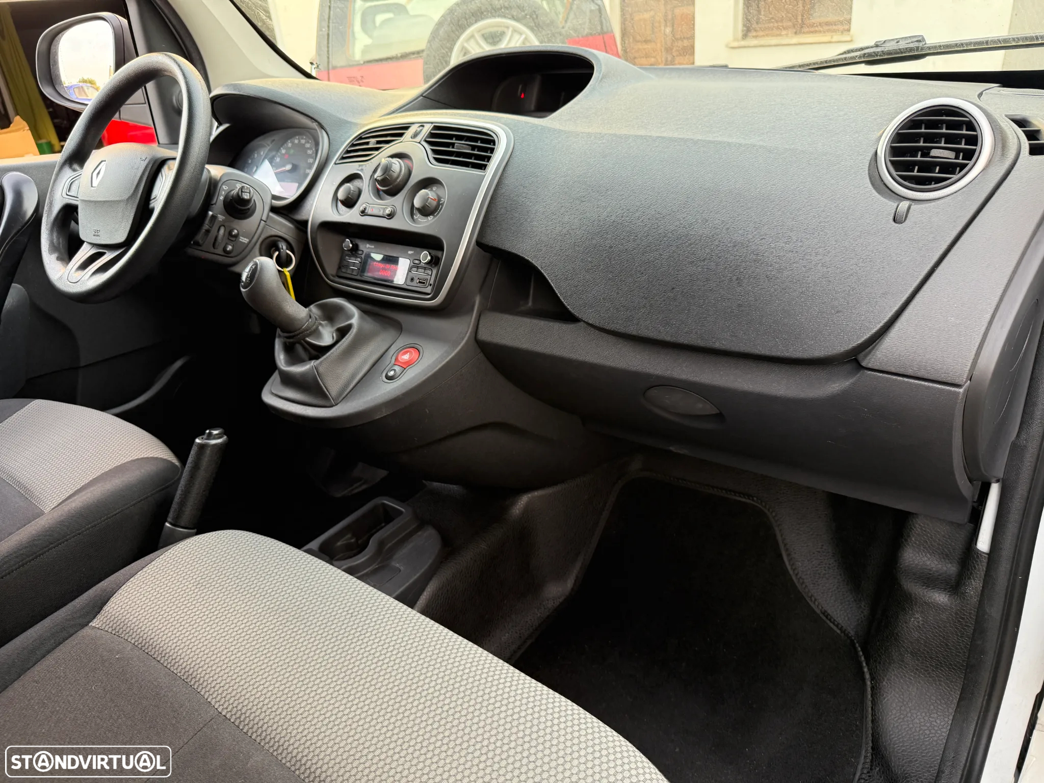 Renault 1.5 DCI 75HP ENERGY S/S BUSINESS 3L - 22