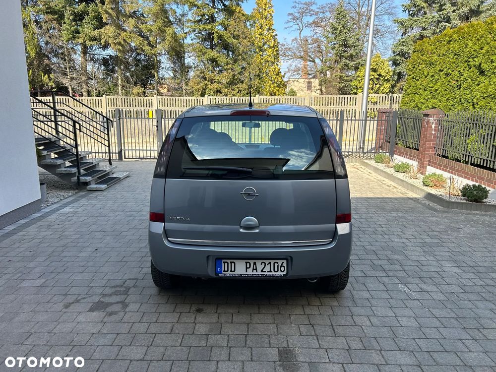 Opel Meriva 1.4 Cosmo - 17