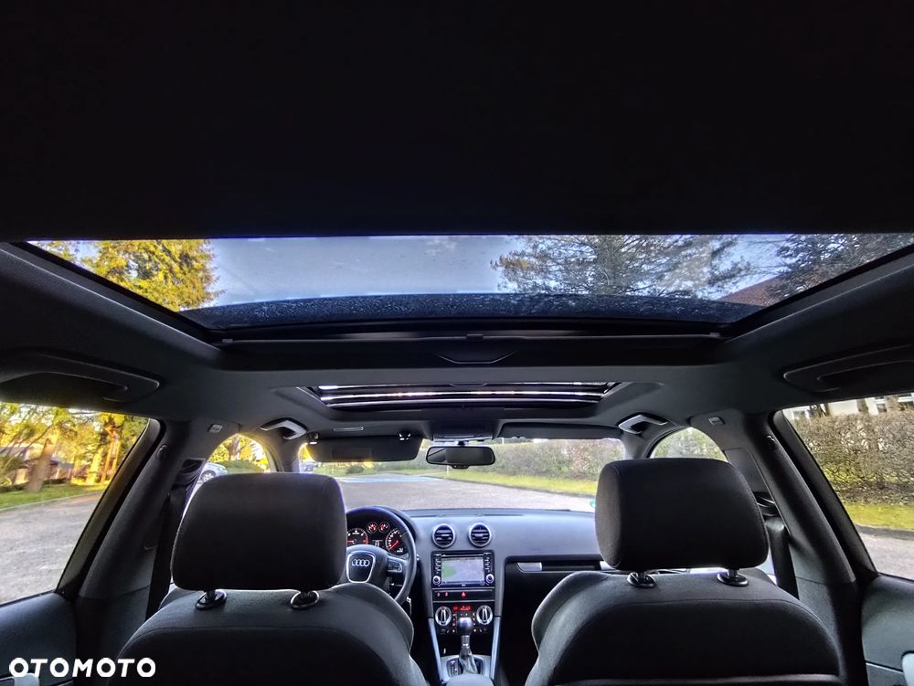 Audi A3 Sportback 2.0 TDI DPF S tronic Ambiente - 30