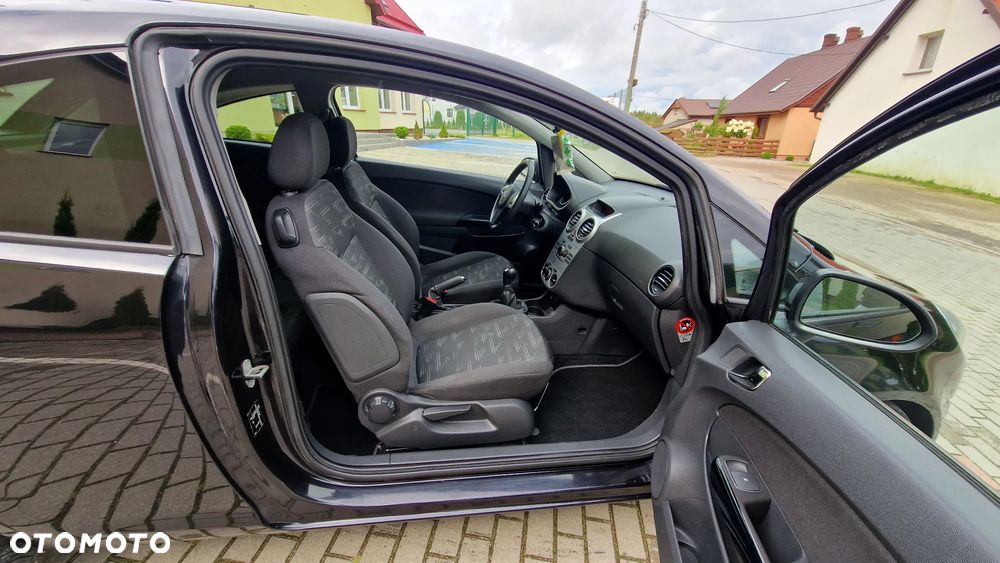 Opel Corsa - 28