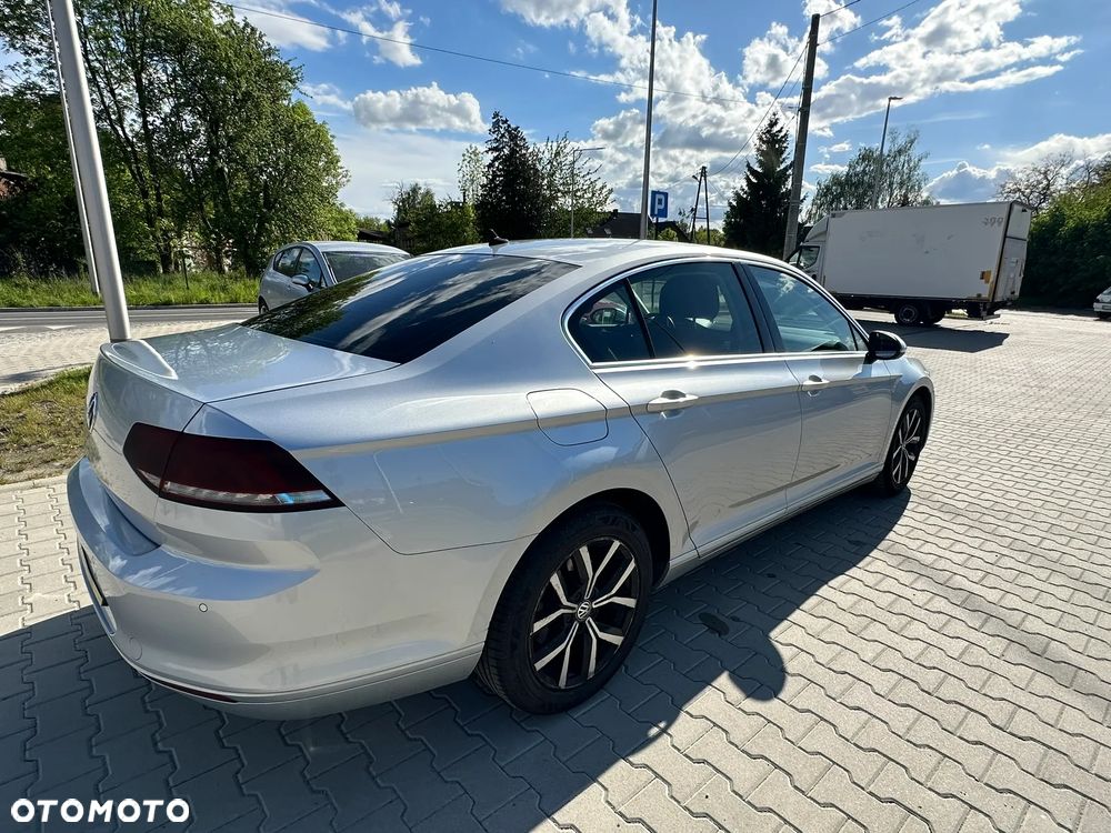 Volkswagen Passat 1.8 TSI BMT Comfortline DSG - 12