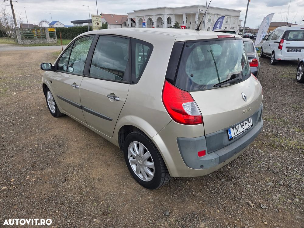 Renault Scenic 1.9 dCi FAP Privilege - 4
