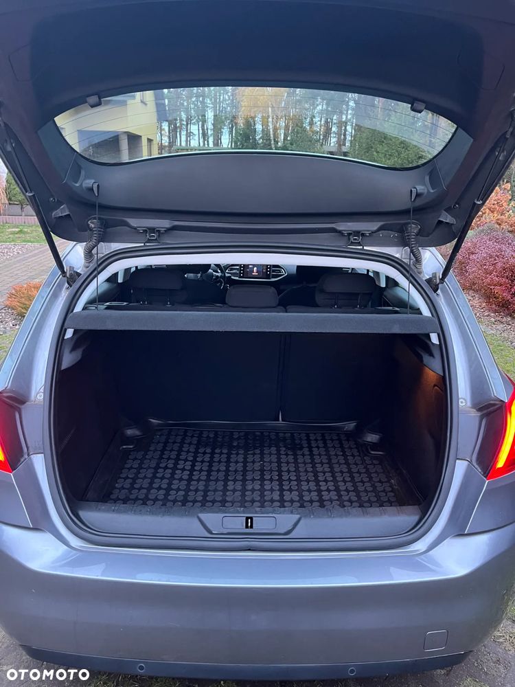 Peugeot 308 1.2 PureTech Business Line S&S - 6