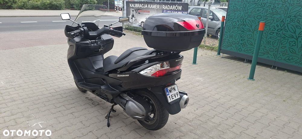 Suzuki Burgman - 4