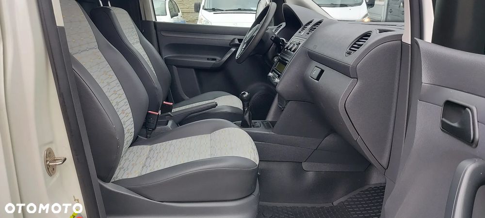 Volkswagen CADDY - 17