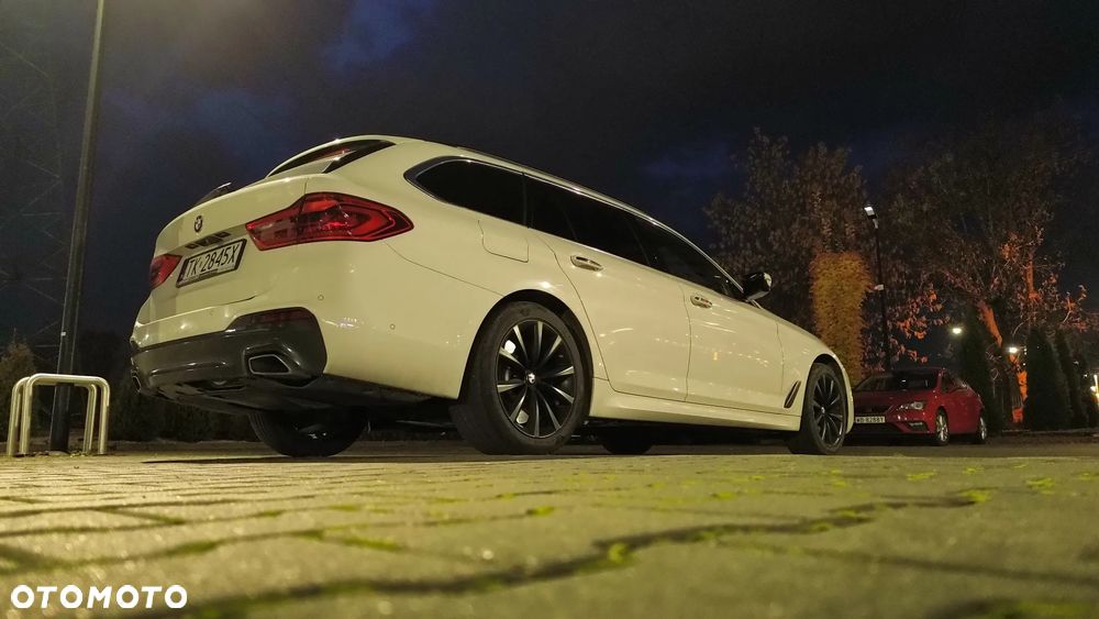 BMW Seria 5 520d xDrive M Sport Edition - 11