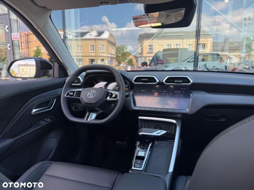 MG ZS Hybrid+ - 3