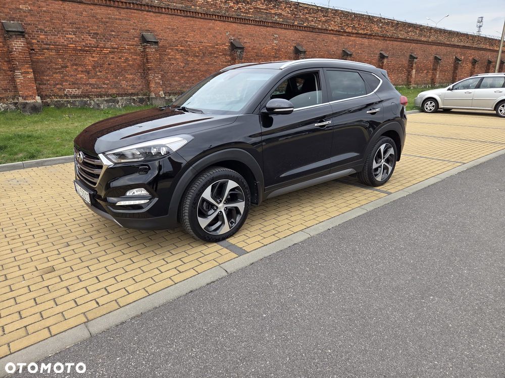Hyundai Tucson - 2