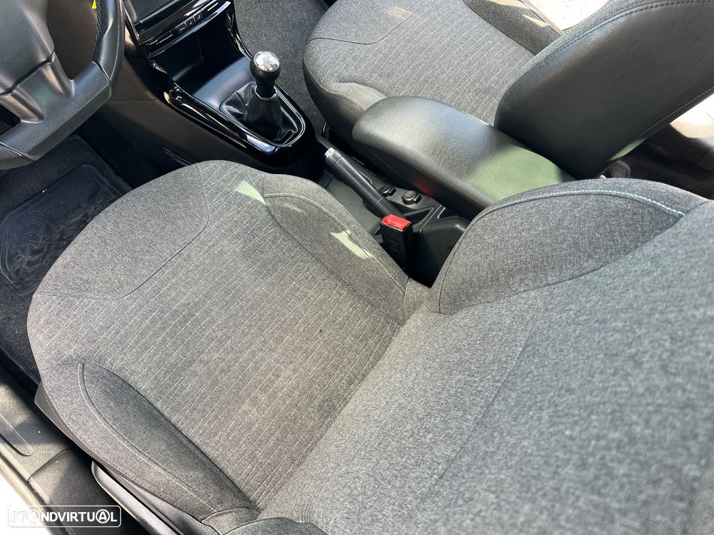 Citroën C3 1.2 PureTech Collection - 6