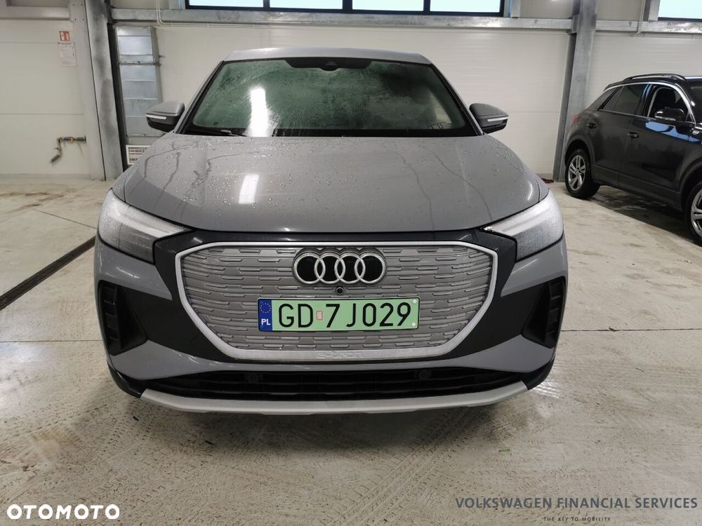 Audi Q4 Sportback e-tron - 4