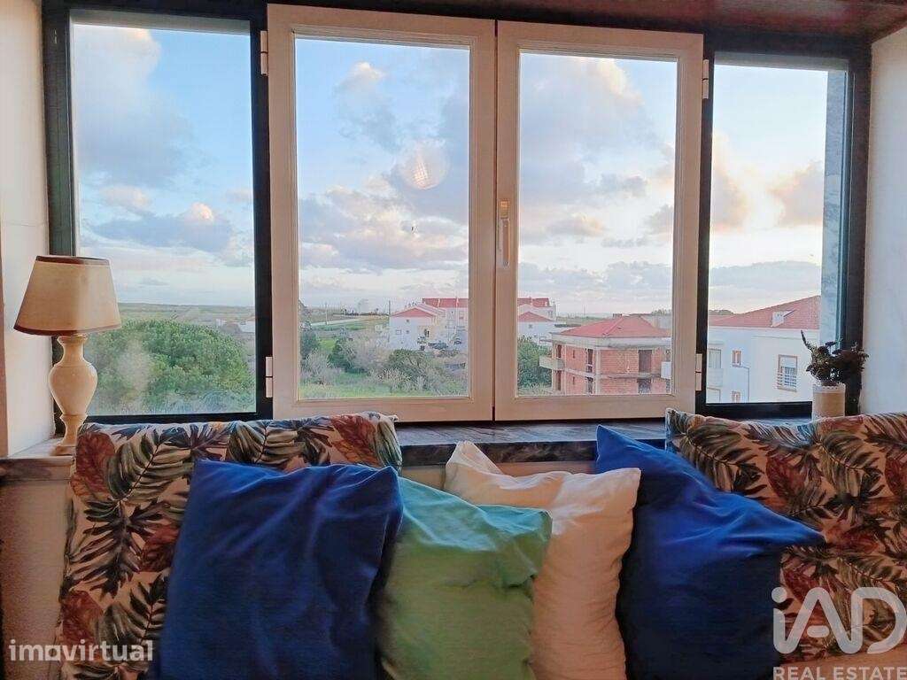 Duplex T3 em Atouguia da Baleia de 77 m2 - Grande imagem: 3/40
