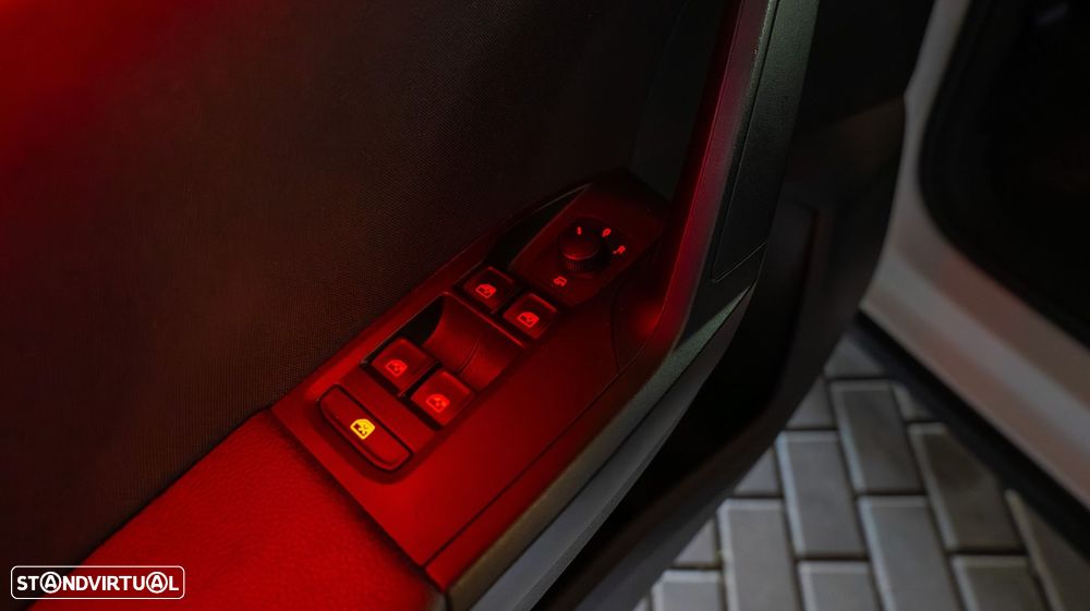 SEAT Arona 1.0 TSI FR - 12