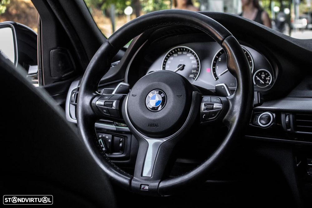 BMW X5 xDrive40e - 34