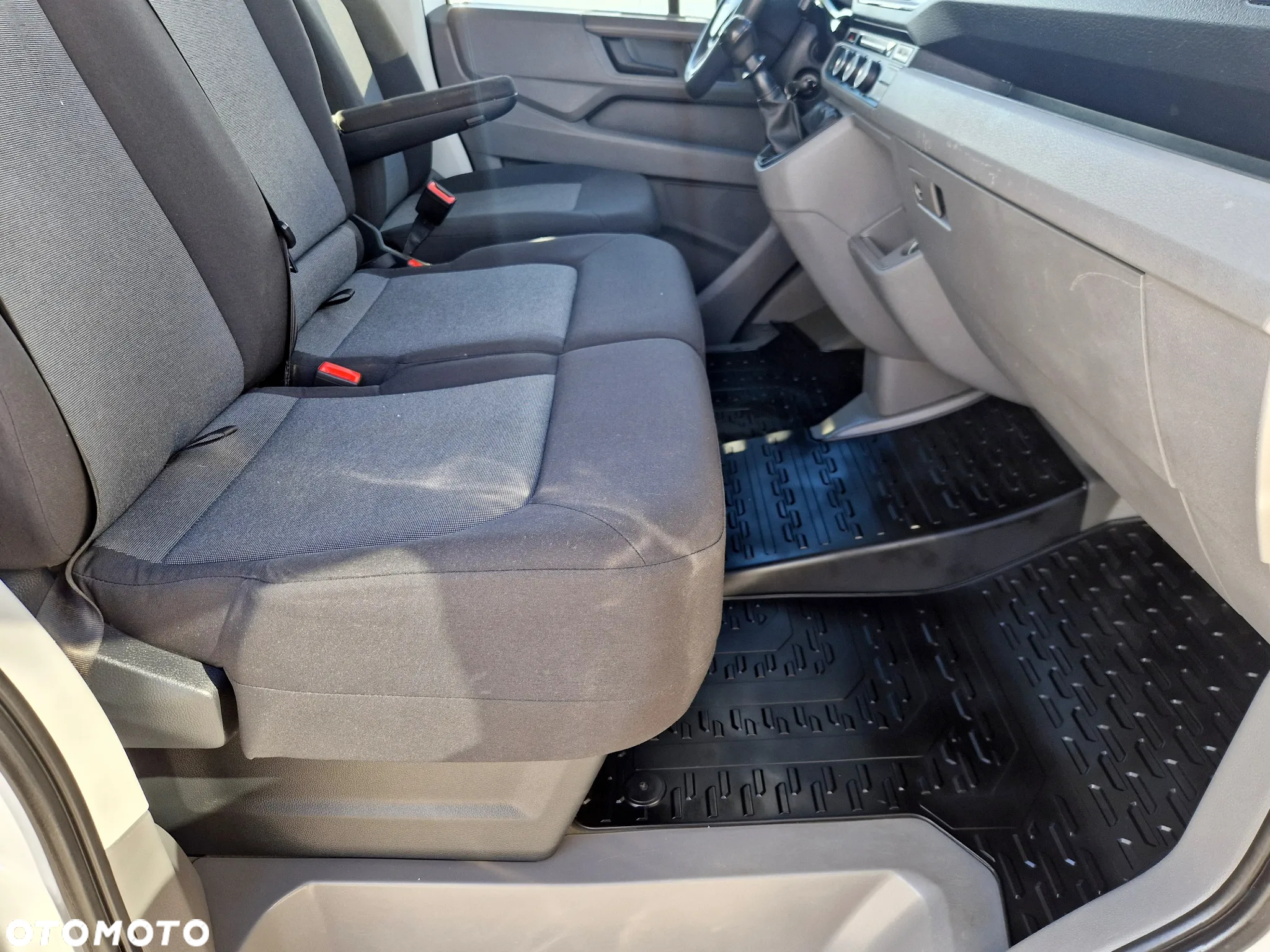 Volkswagen CRAFTER 2,0 TDI 177 KONNA DOKA BRYGADÓWKA 7 OSOBOWA KLIMA 154T/KM PRZEBIEGU GWARANCJA WEBASTO - 20