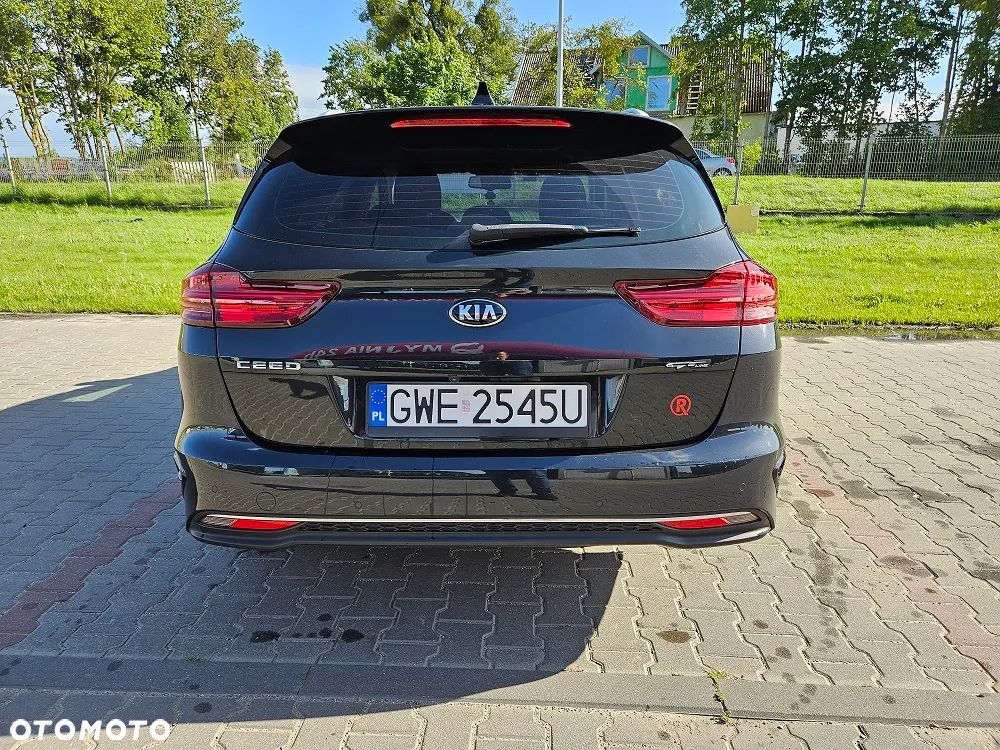 Kia Ceed 1.6 CRDi DCT GT Line - 6