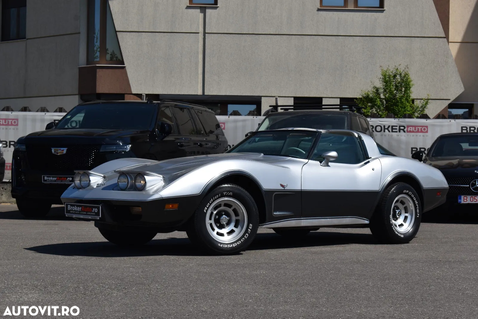 Chevrolet Corvette - 3