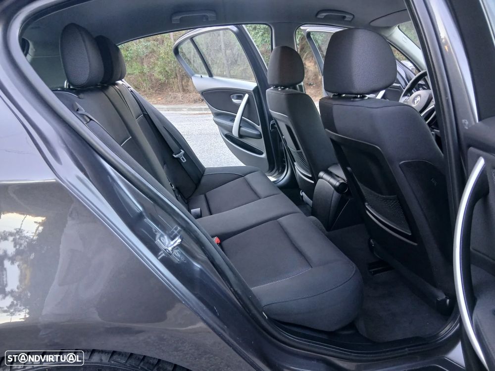 BMW 118 d DPF Edition Sport - 11