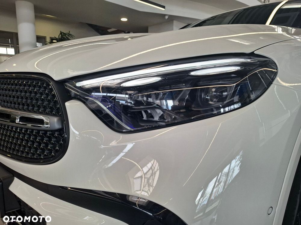 Mercedes-Benz GLC - 9