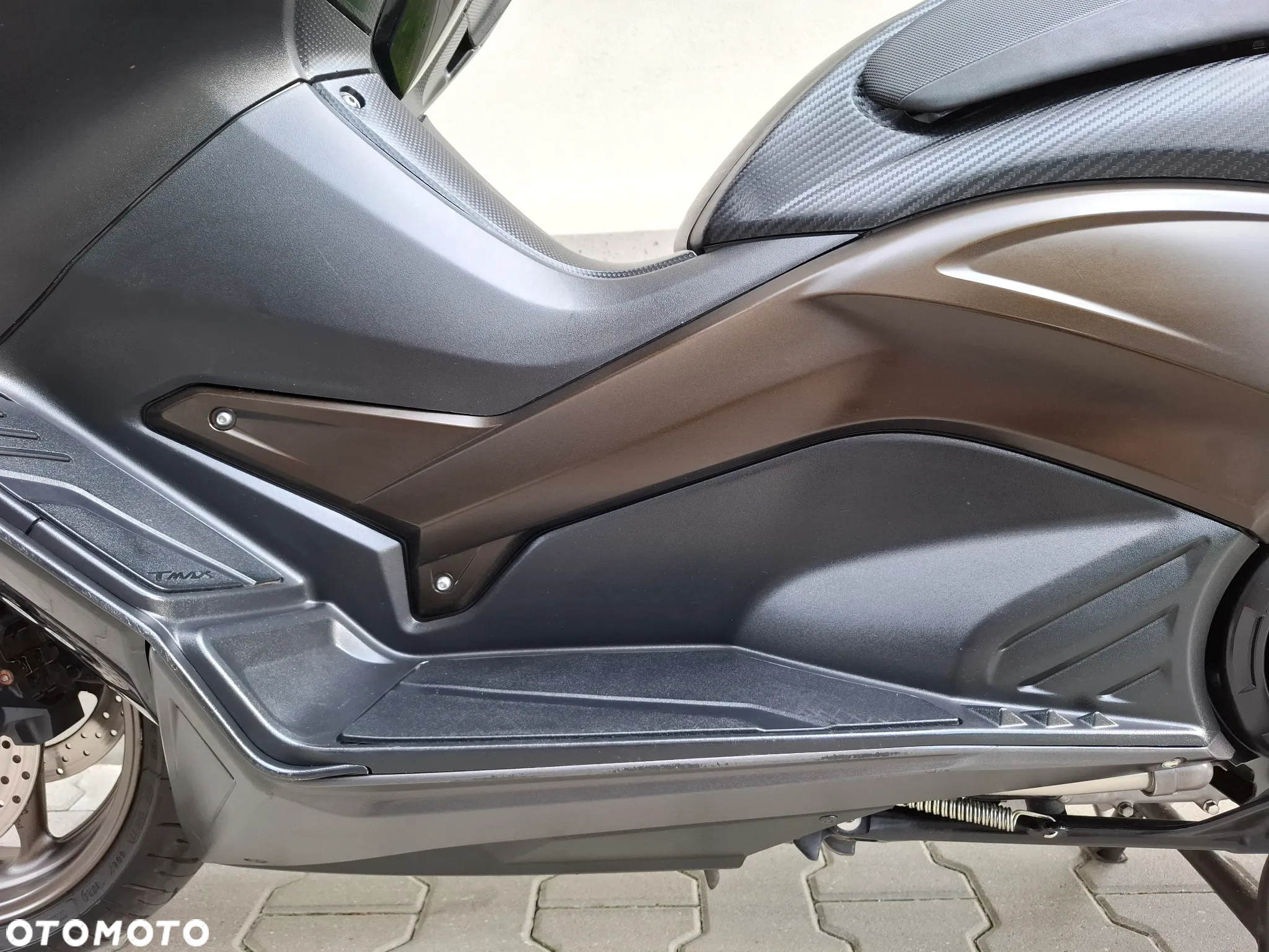Yamaha Tmax - 17