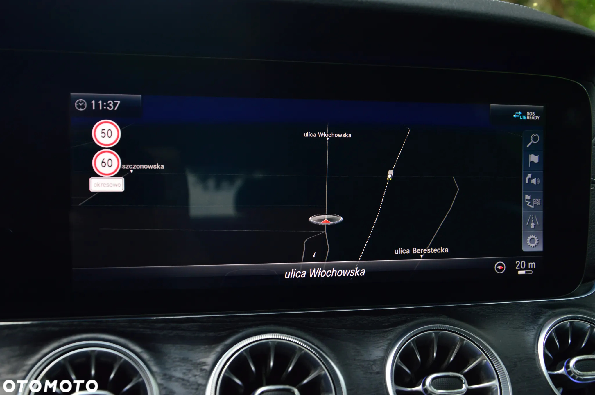 Mercedes-Benz Klasa E 220 d Coupe 4-Matic 9G-TRONIC - 23