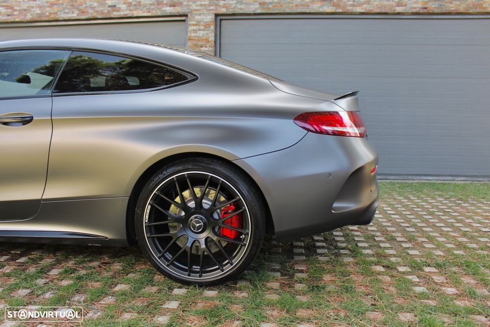 Mercedes-Benz C 63 AMG S - 24
