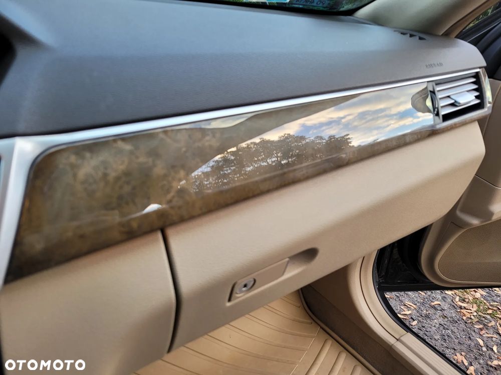 Mercedes-Benz Klasa E - 27