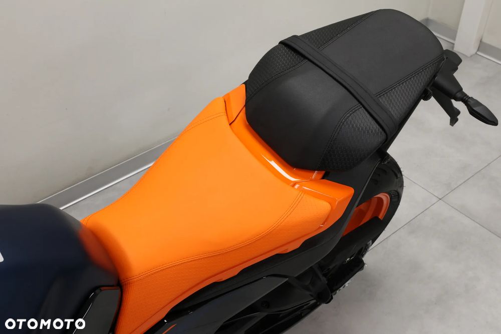 KTM Duke 125 - 13