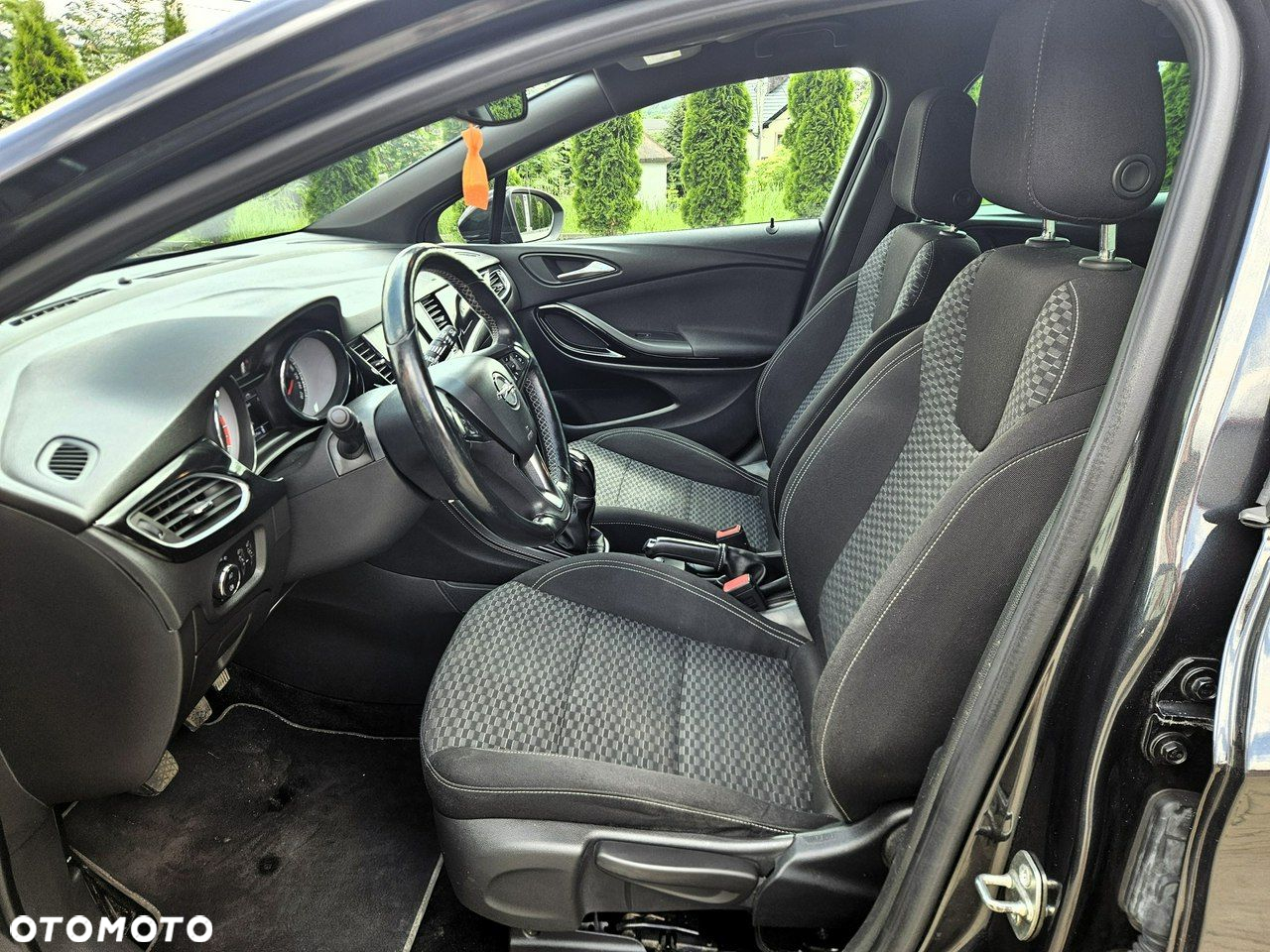 Opel Astra 1.4 Turbo Dynamic - 19