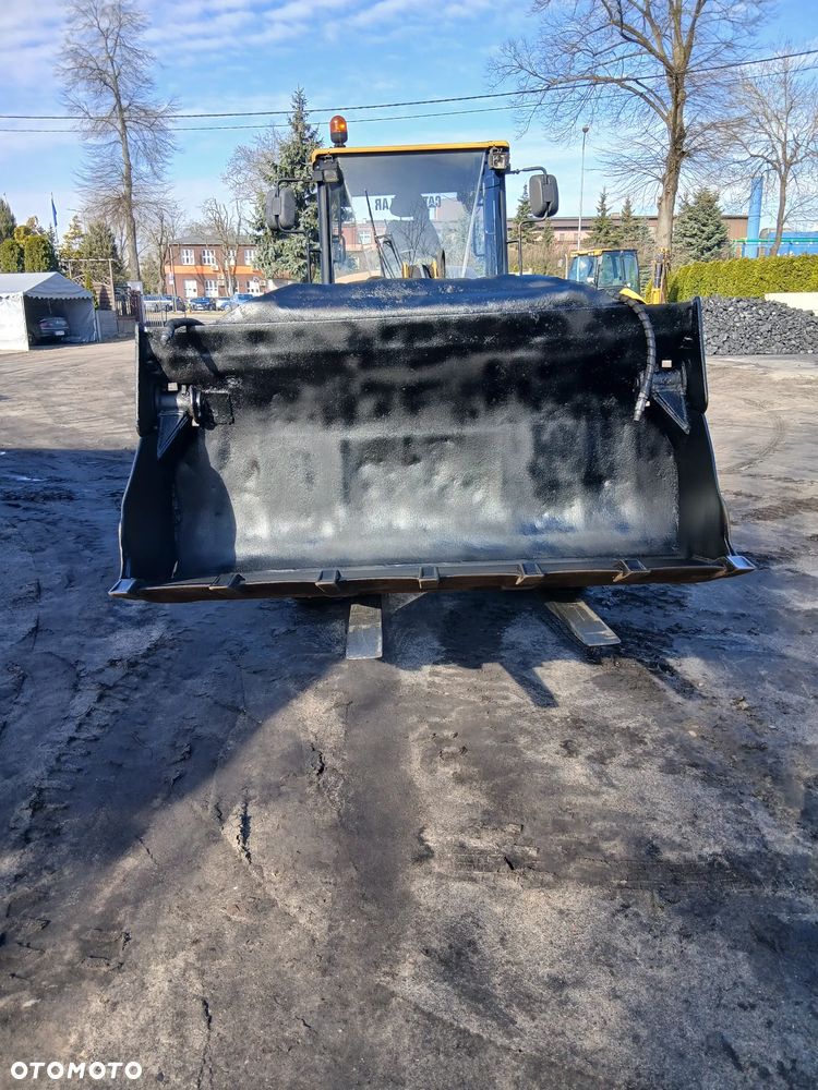 Caterpillar 906 - 14