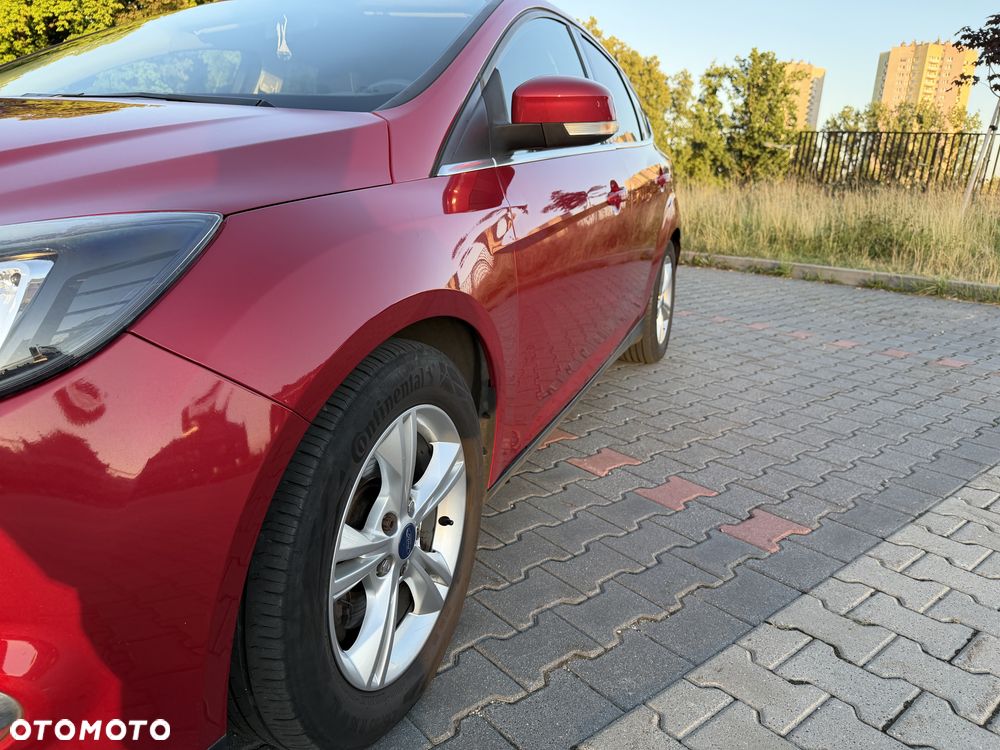 Ford Focus 1.6 EcoBoost Start-Stopp-System Champions Edition - 4