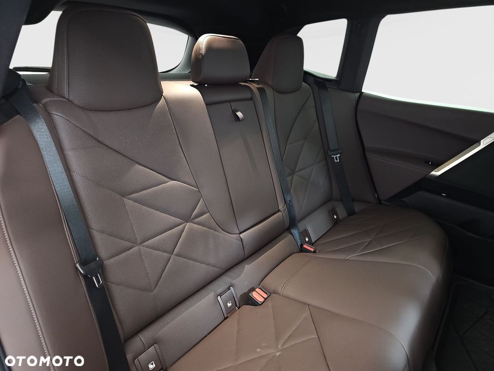 BMW iX xDrive40 76.6kWh - 35