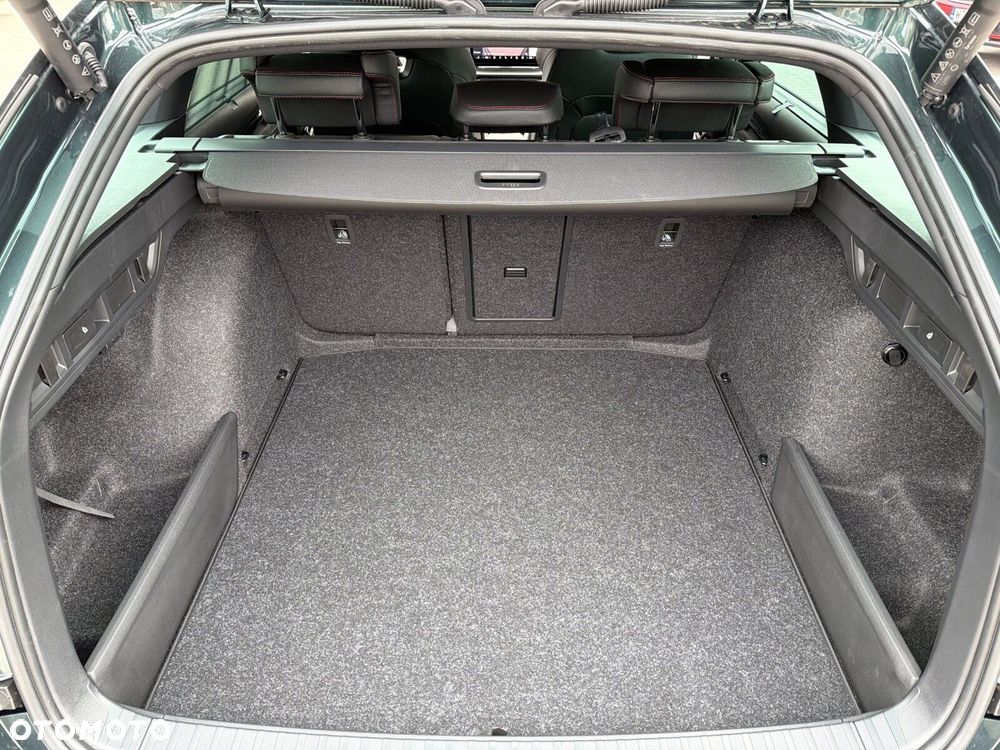 Skoda Octavia 2.0 TSI RS DSG - 27