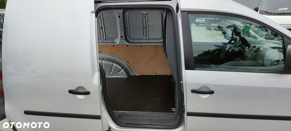 Volkswagen Caddy - 7