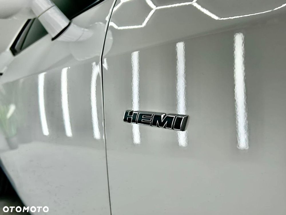 Dodge Challenger 5.7 R/T - 19