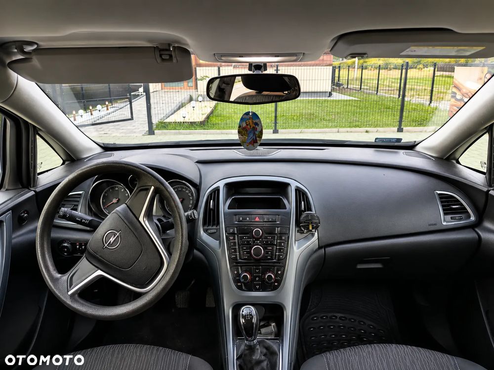 Opel Astra 1.4 - 5