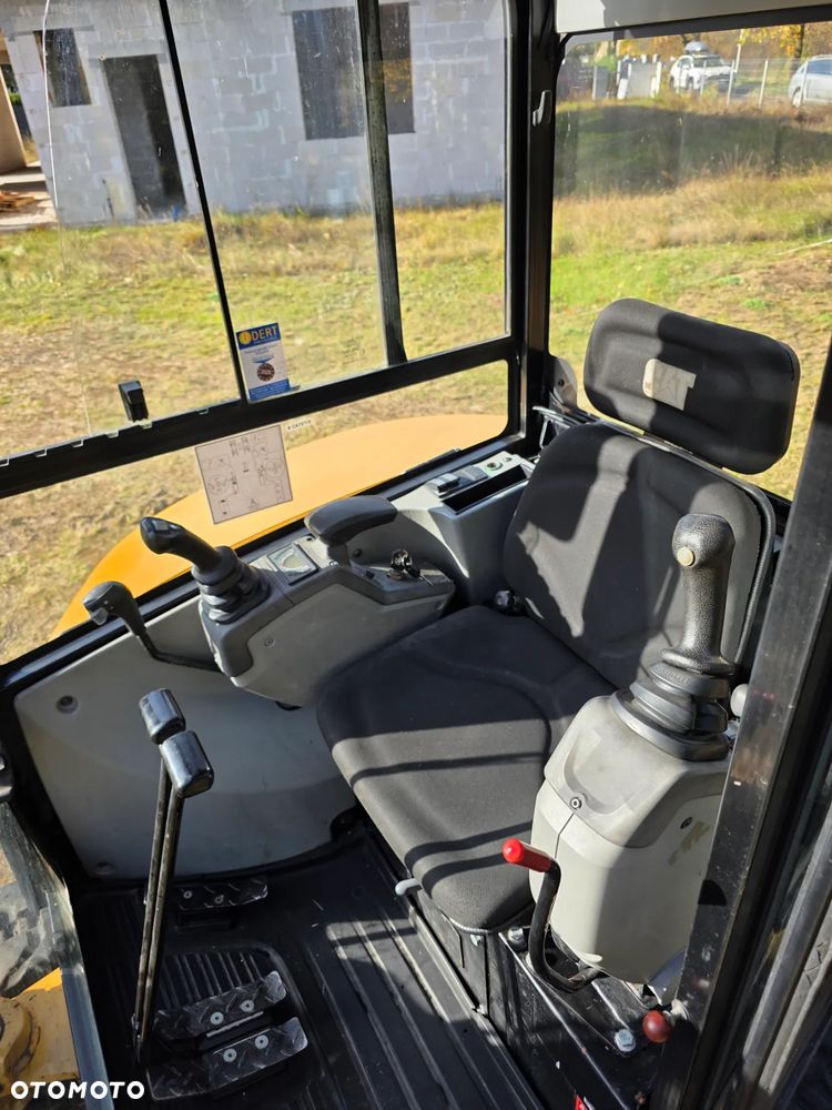 Caterpillar 302.7 D CR - 9