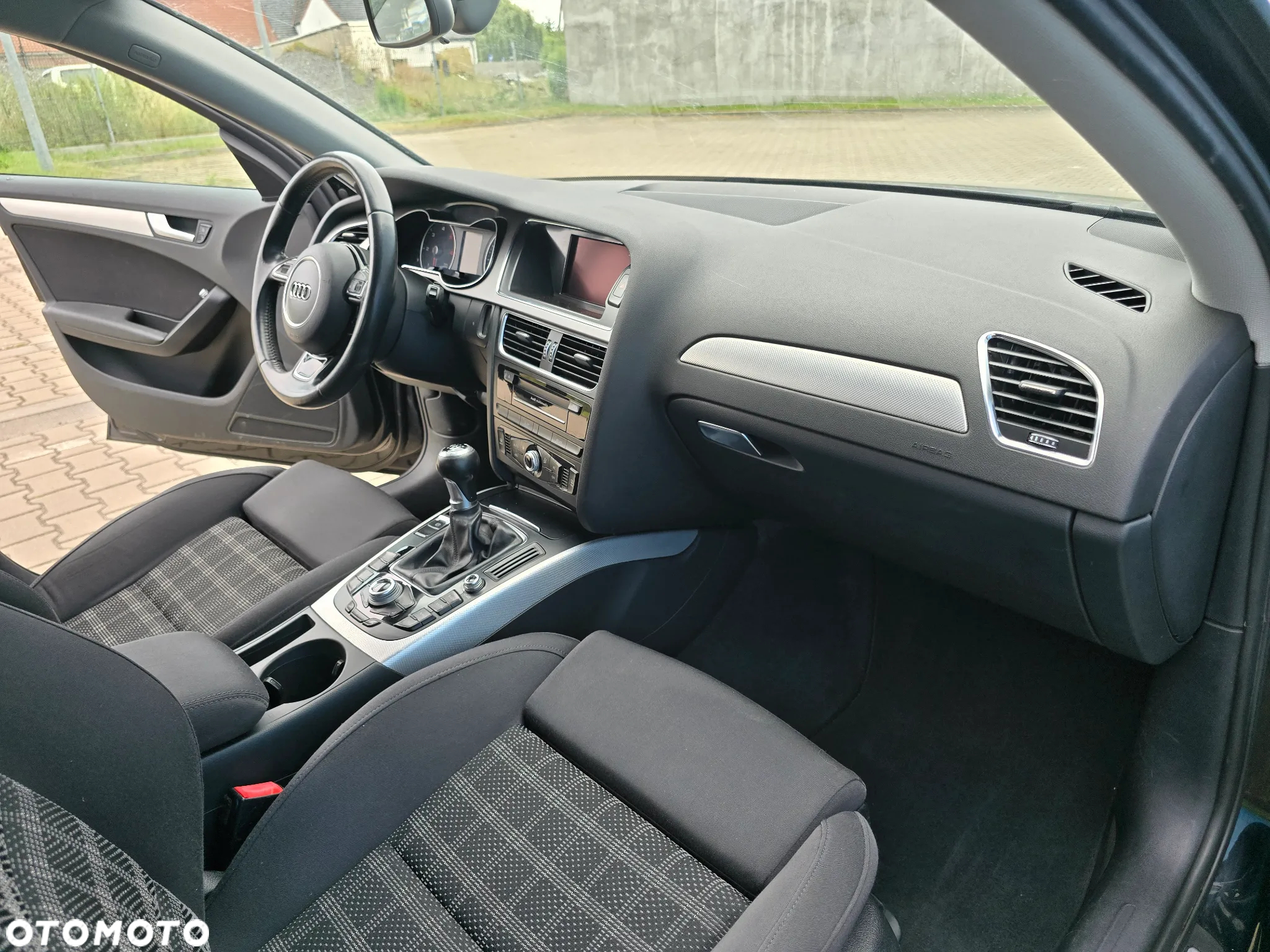 Audi A4 Avant 2.0 TDI DPF S line Sportpaket - 14